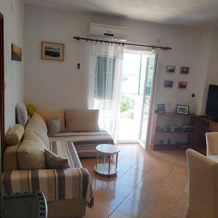 Veldic Apartments Tisno Luaran gambar