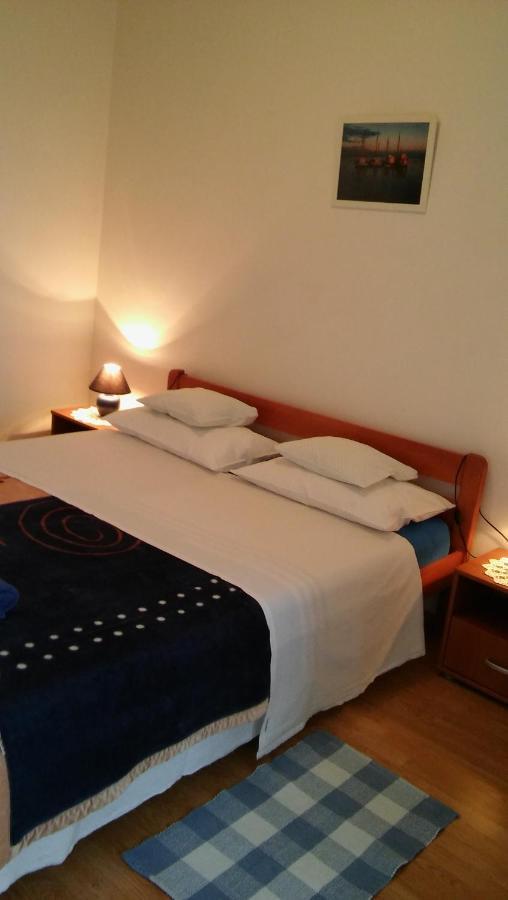 Veldic Apartments Tisno Luaran gambar