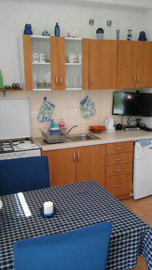 Veldic Apartments Tisno Luaran gambar