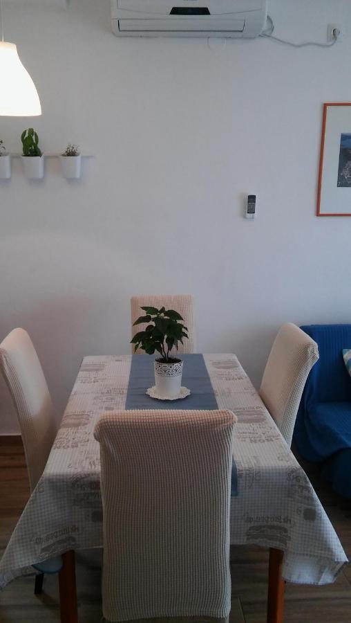 Veldic Apartments Tisno Luaran gambar
