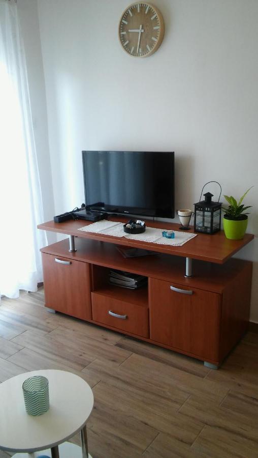 Veldic Apartments Tisno Luaran gambar